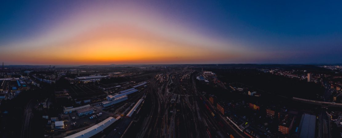 Sonnenaufgang am Nürnberger Güterbahnhof