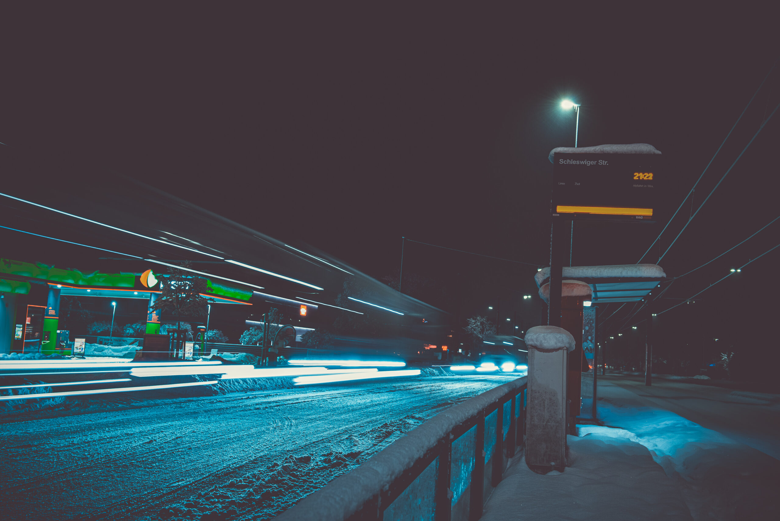 Winter Strassenkreizung Langzeitbelichtung